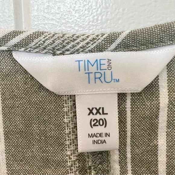 WOMEN’S TOP, XXL, Excellent Condition - Picture 2 of 6